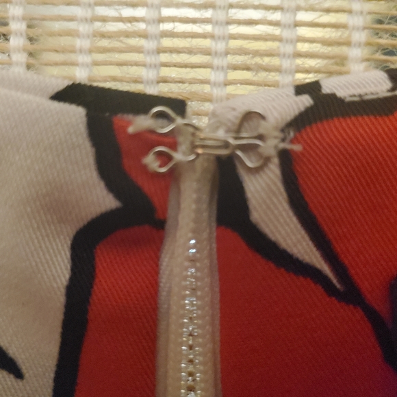 Women Red Floral Dress - Picture 9 of 15